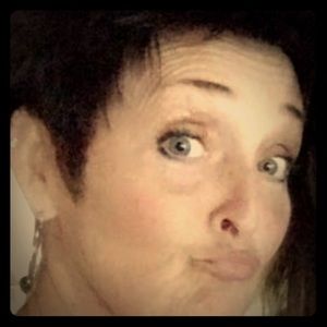 Meet your Posher, Starla